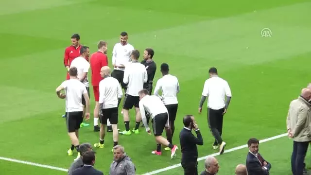 Olympique Lyon Hazırlıklarını Tamamladı