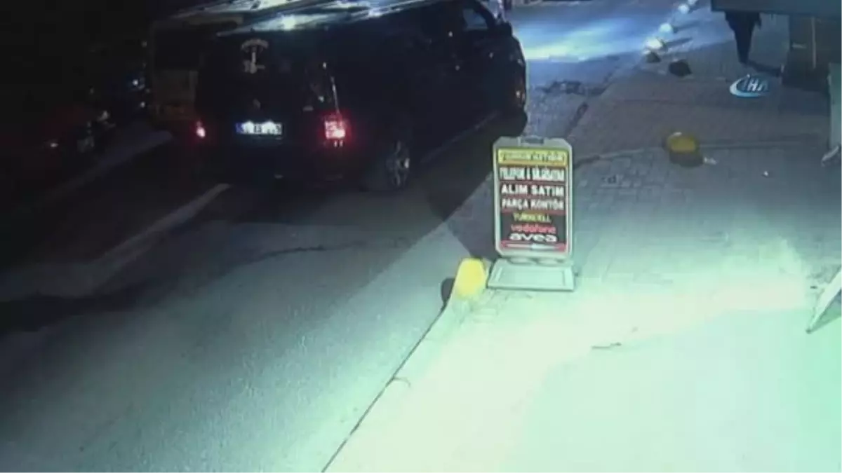 Babanın Oğluna Hediye Ettiği Motoru Çalan Hırsızlar Kamerada