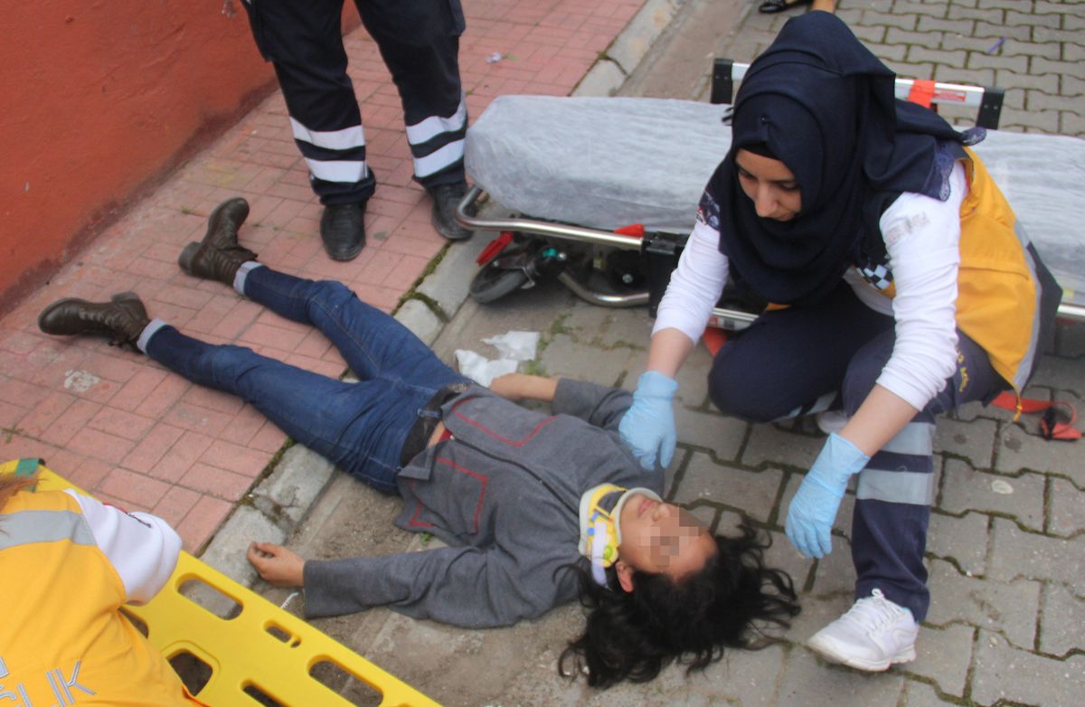 Babası Hollanda'da Cezaevine Giren İlkokul Öğrencisi, Okulun Penceresinden Atladı