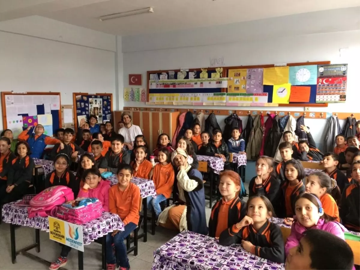 Seydişehir'de 'Tevazu' Konulu Tiyatro Oyunu Sergilendi