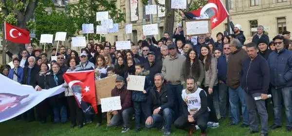 Strasbourg'da Referandum Protestosu