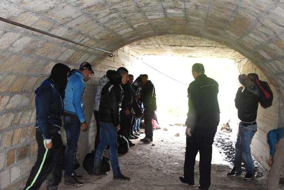 Yağmurdan Kaçan Sığınmacılar Jandarmaya Yakalandılar