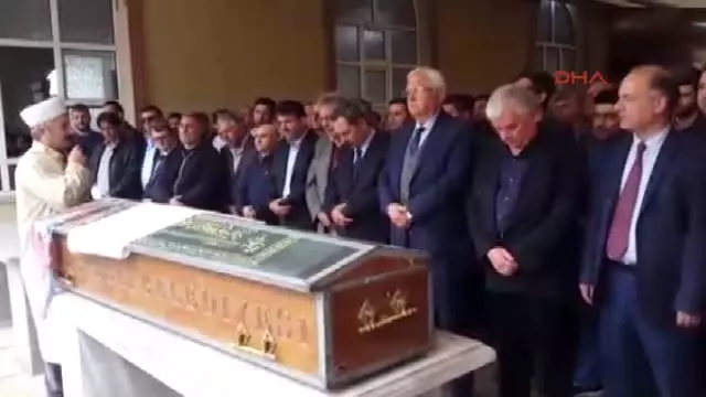 Zonguldak Sokakta Öldürülen Burcu, Kadına Şiddete Tepki Göstermiş