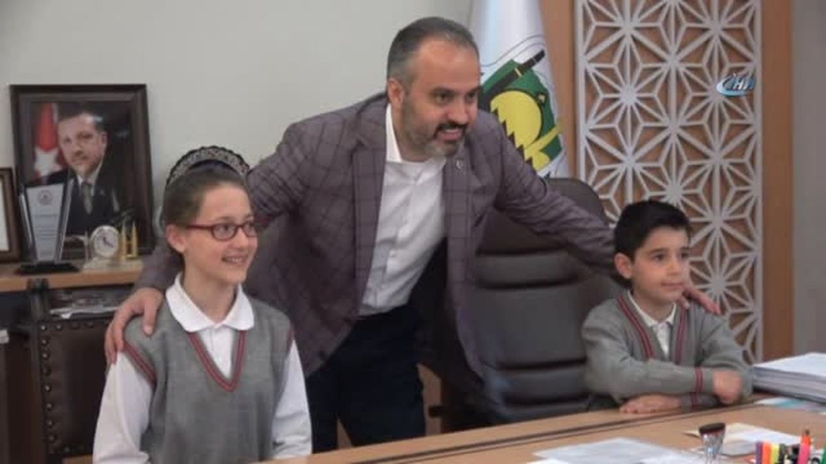 23 Nisan'da Belediye Başkanlığı Makamı Alper Mert'e Teslim