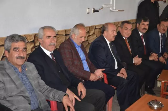 AK Parti'den Türkiye Rekoru Kıran İlçeye Teşekkür Ziyareti AK Parti'den Türkiye Rekoru Kıran İlçeye Teşekkür Ziyareti
