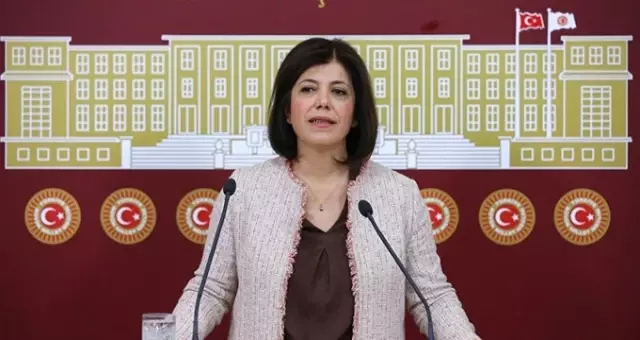 Tutuklu Yargılanan HDP Milletvekili Meral Danış Beştaş Tahliye Edildi Tutuklu Yargılanan HDP Milletvekili Meral Danış Beştaş Tahliye Edildi
