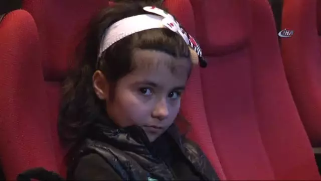Kolonya Cumhriyeti'nin Galası İzmir'de Yapıldı