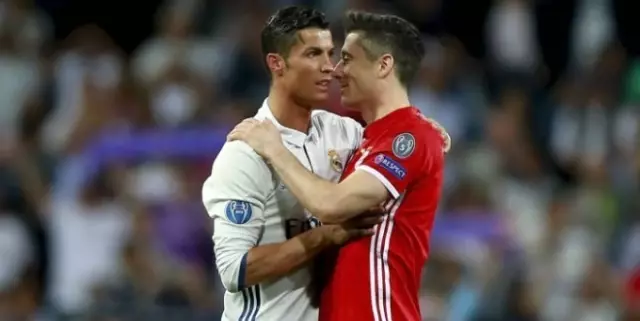 Ronaldo Lewandowski'yi İstiyor!
