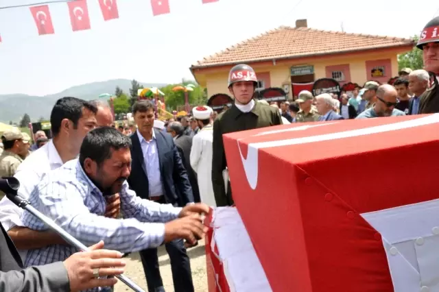 Şırnak Şehidi Uzman Çavuş Davut Kayalı, Memleketi İslahiye'de Defin Edildi