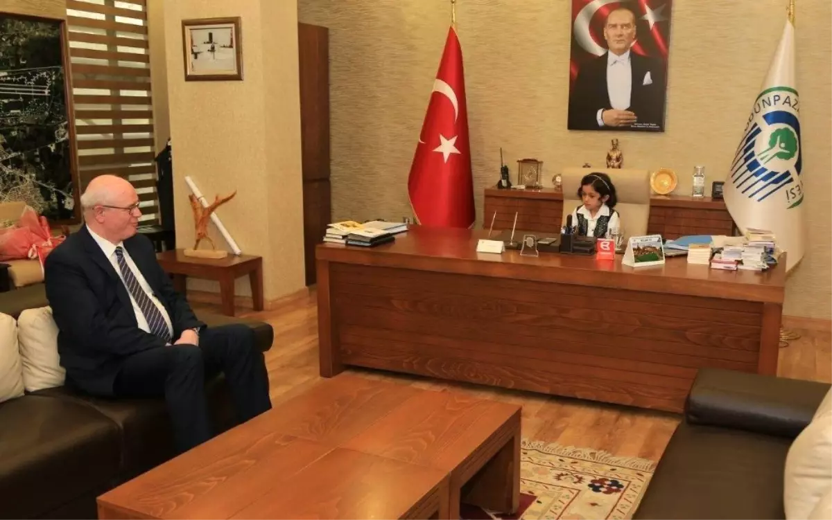 Kurt'un Makamı Çocuklara Emanet