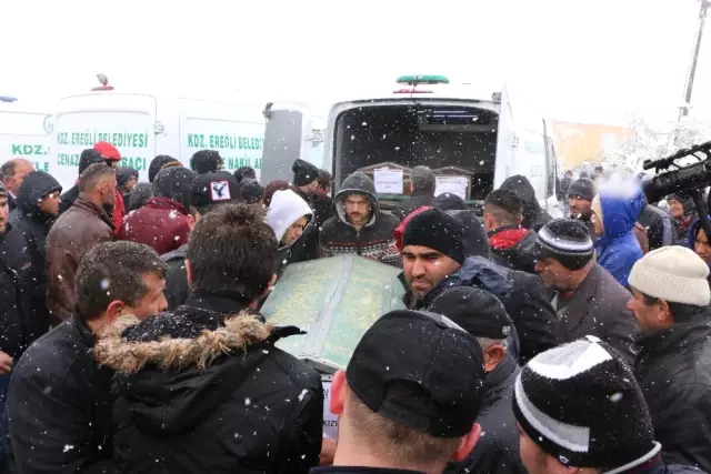Midibüs Faciasında Ölenlere Veda