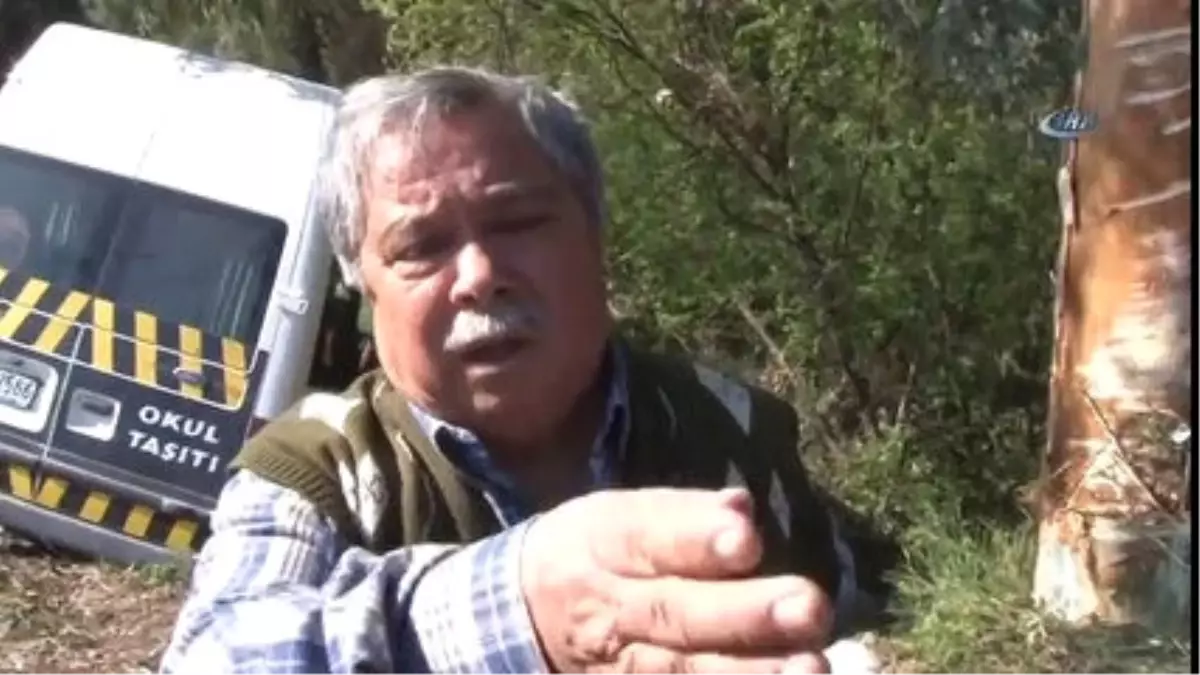 Adana'da Trafik Kazası 1'i Ağır 13 Öğrenci Yaralı