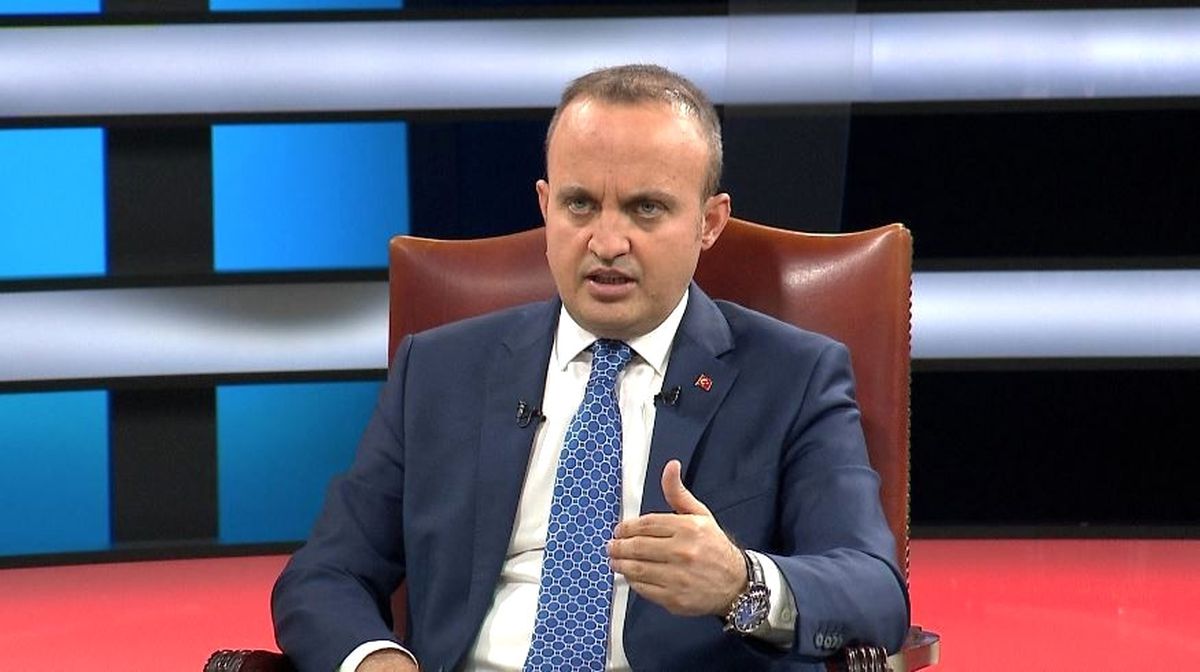 AK Parti'li Vekil, CHP'yle Dalga Geçti: Bu Hızla UEFA'ya da Gidecekler