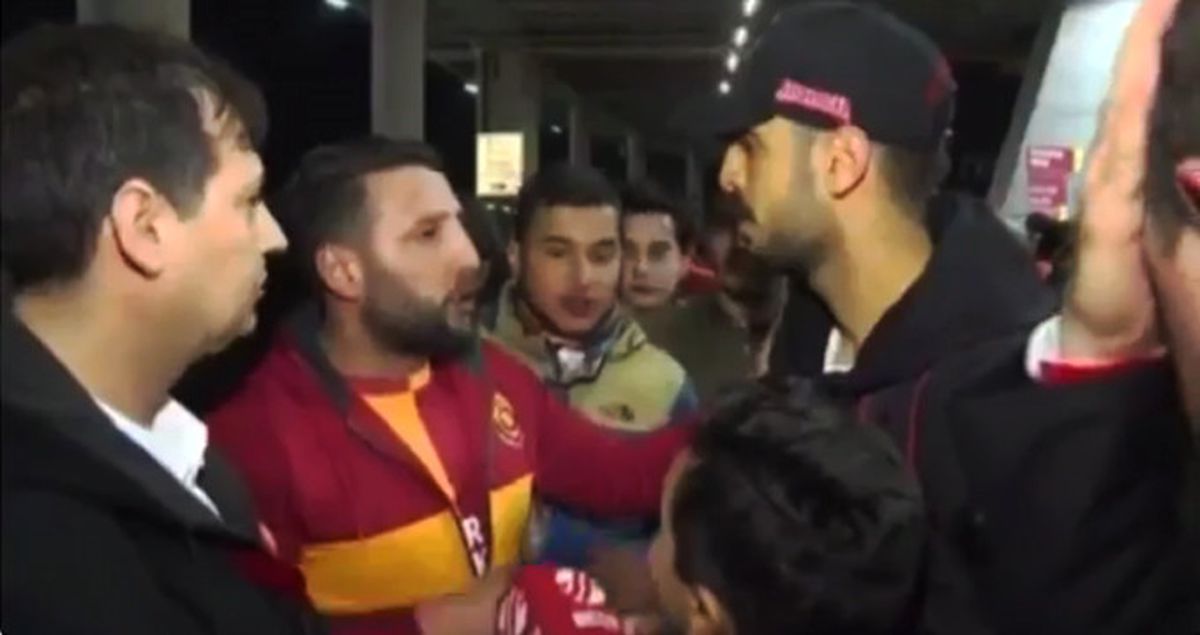 Galatasaraylı Taraftar, Tolga Ciğerci'ye Yüklendi: Her Şey Para mı?