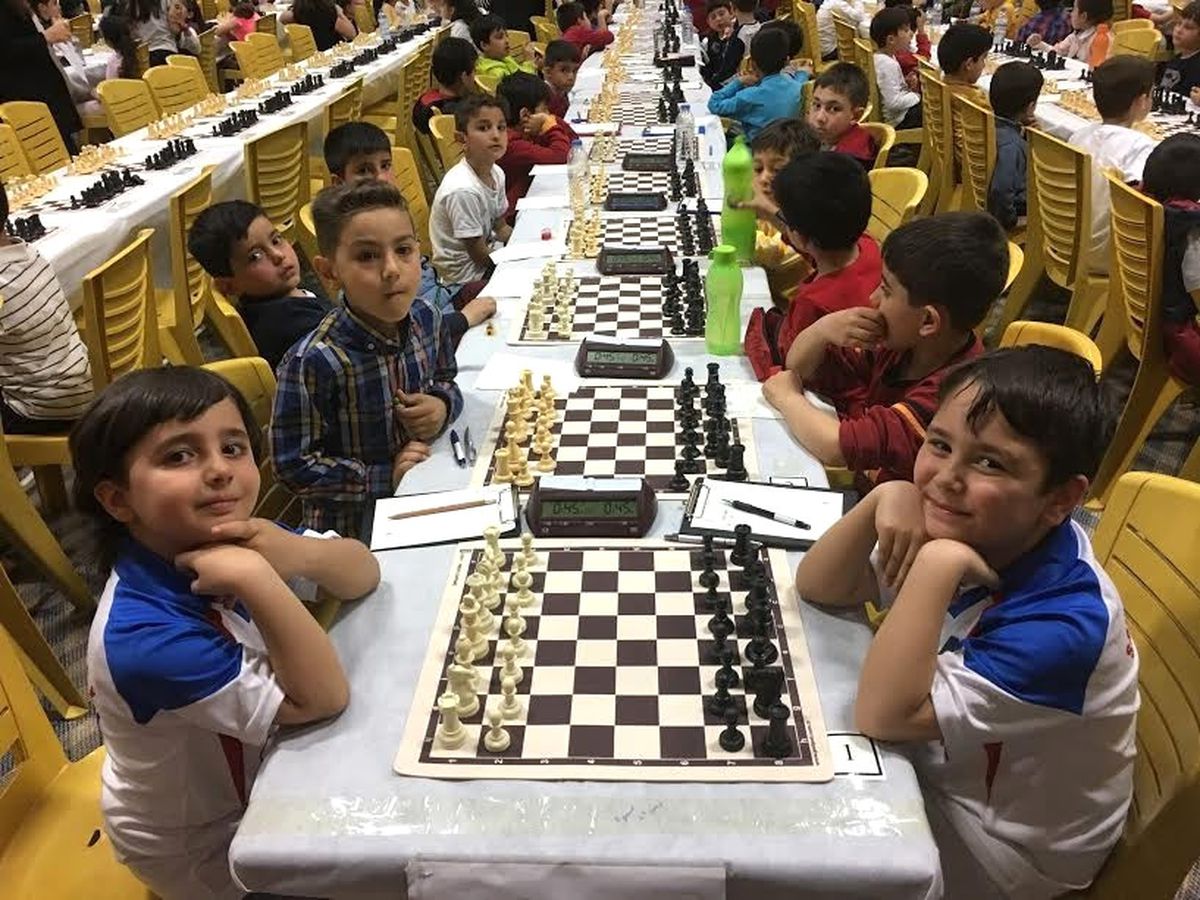 Gkv'li Dila Baloğlu Satrançta Yine Şampiyon Oldu