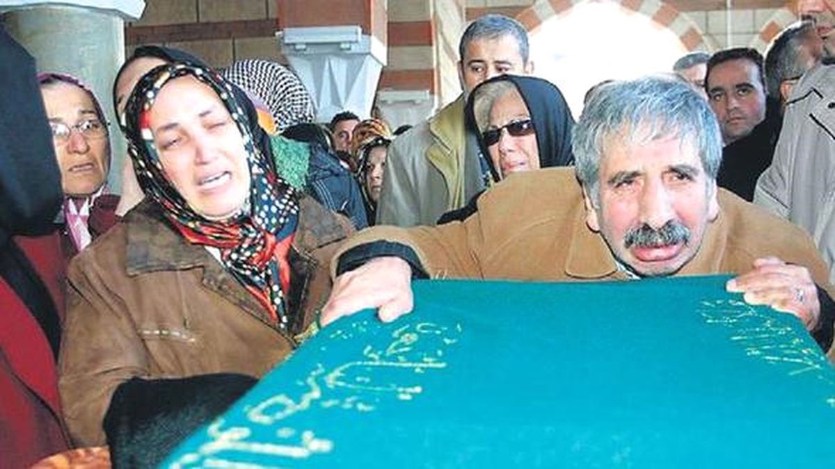 Ünlü AVM'deki Korkunç Ölümde 11 Yıl Sonra Yeni Gelişme! Anneye Yaşam Hakkı Tazminatı