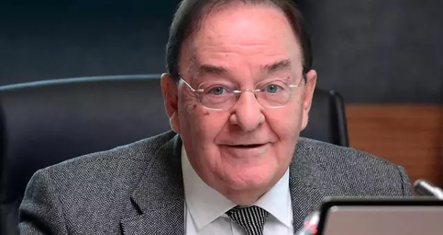 Ahmet İyimaya'dan AKPM Açıklaması: Onurumuz Avrupa çıkarlarının üstündedir