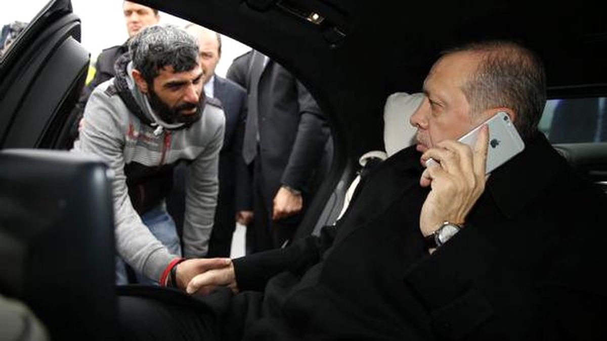 Erdoğan'ın İntihardan Vazgeçirdiği Vatandaş, Kayıp Eşini Arıyor