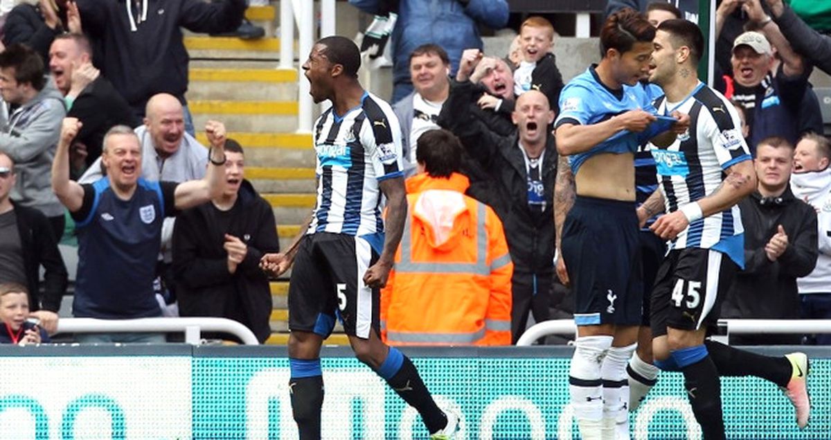 İngiliz Ekibi Newcastle United, 2.'liği Garantileyip Premier Lig'e Yükseldi