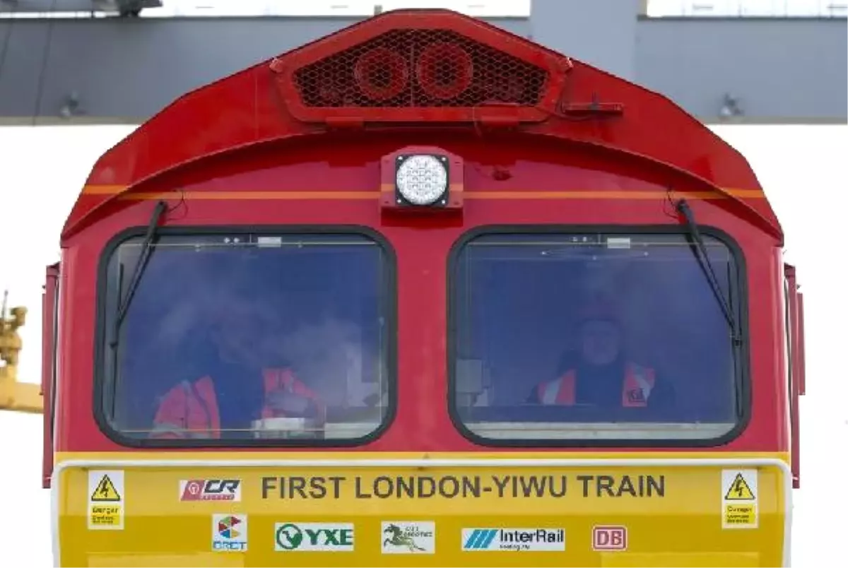 İngiltere Çin Demiryolunun İlk Konteyneri Kazakistan'dan Geçti