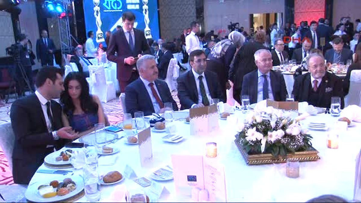 Nilüfer Demir'e Medya Oskarları Ödülü