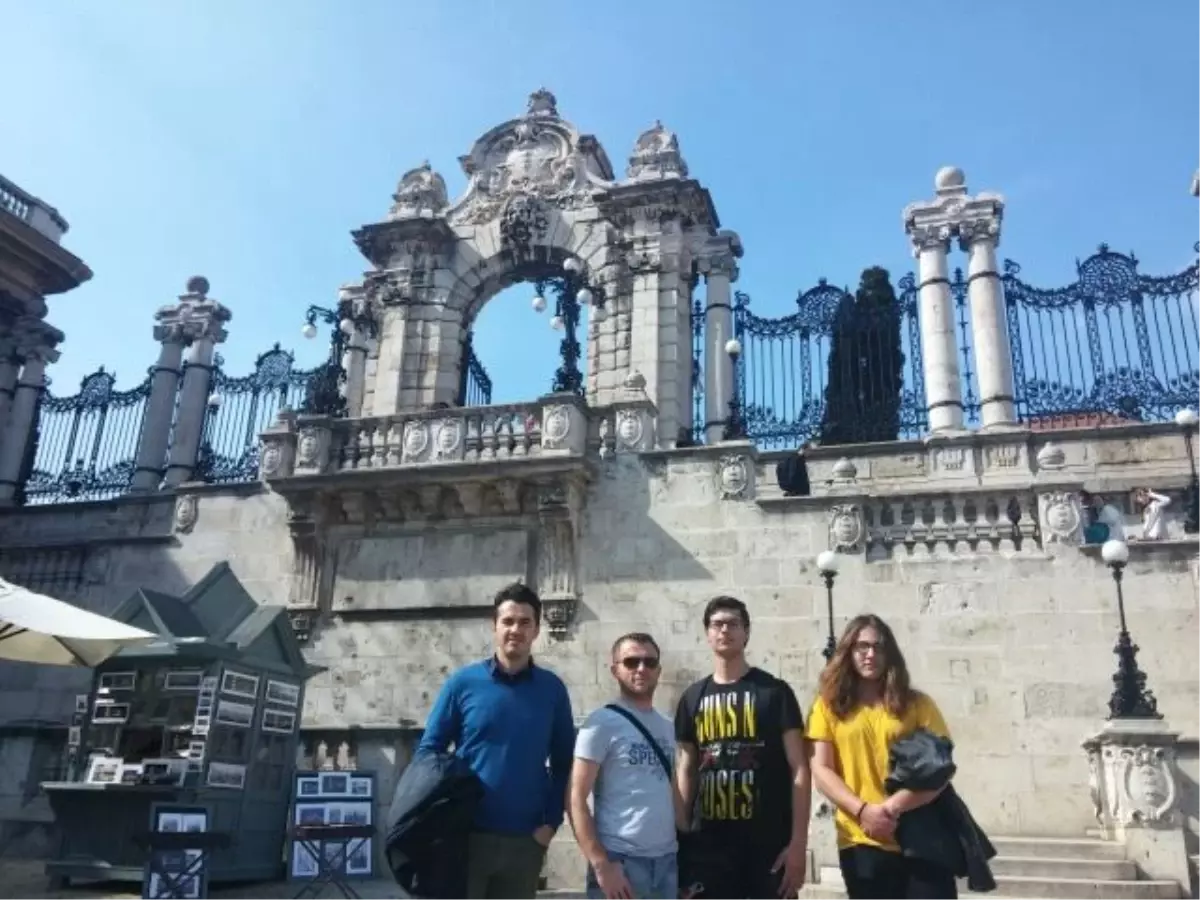 Öğrenciler Eğitim İçin Macaristan'a Gitti