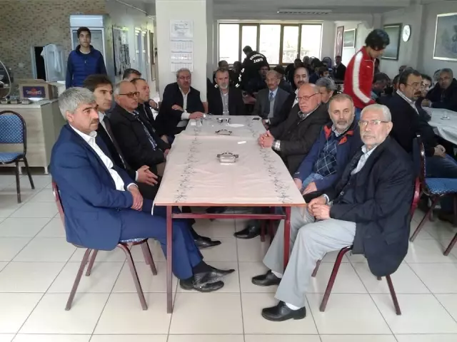Sultanbeyli Erzurumlular Derneğinde Ali Sezer Güven Tazeledi Sultanbeyli Erzurumlular Derneğinde Ali Sezer Güven Tazeledi