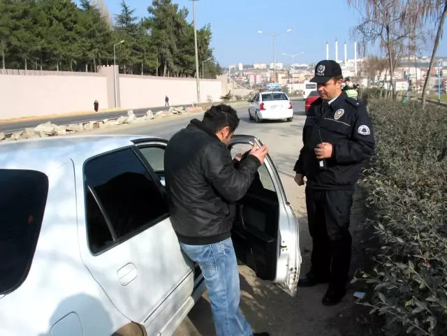 Araçlarda Cam Filmi Serbest Oldu Araçlarda Cam Filmi Serbest Oldu