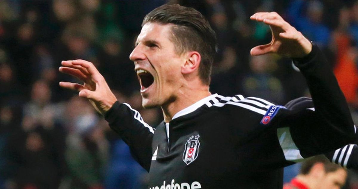 Beşiktaş, Fiorentina'nın Gomez İçin Kendilerine 525 Bin Euro Ödediğini Duyurdu