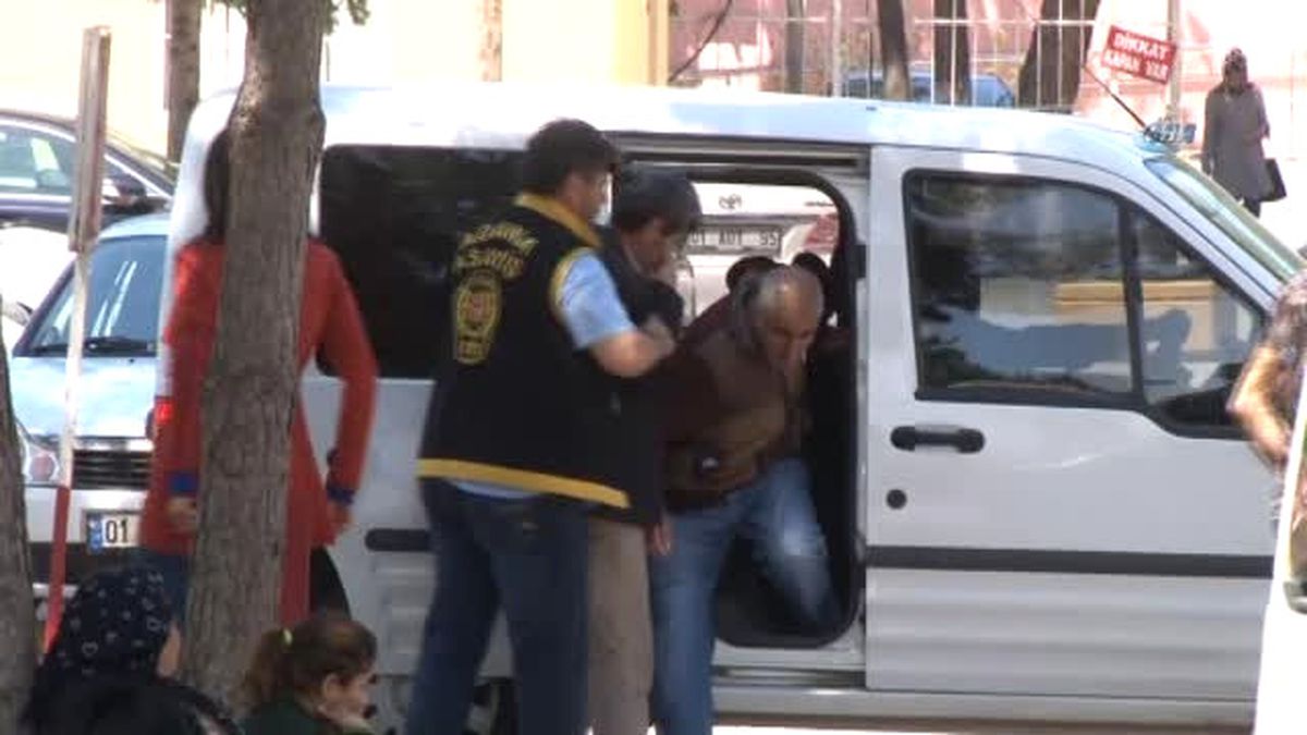 Evinde Fuhuş Yapılan Şahıs: 'Ben Bunları Tanımıyorum Ne Zaman Gelmişler Evime'