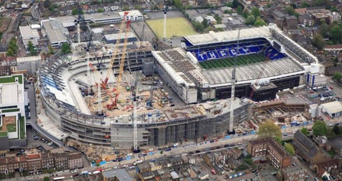 İngiliz Ekibi Tottenham'ın Yeni Stadı Yükseliyor