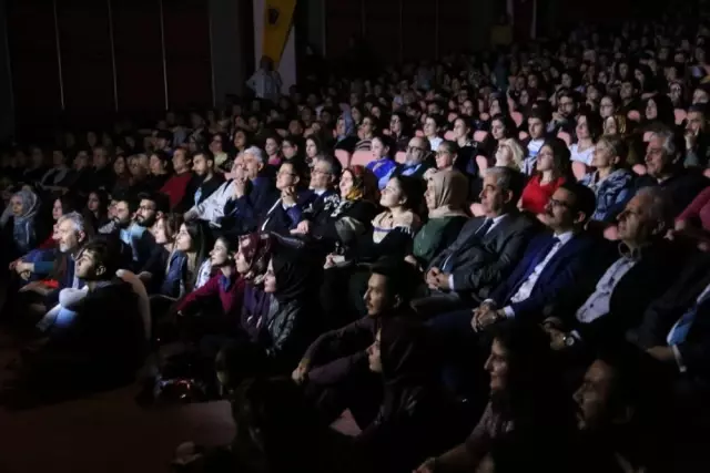 Lafını Esirgemeyenler