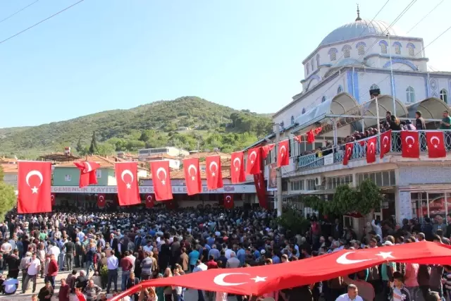 Manisalı Şehidi Binler Uğurladı Manisalı Şehidi Binler Uğurladı
