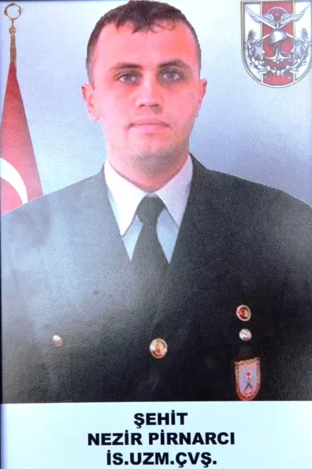 Manisalı Şehidi Binler Uğurladı Manisalı Şehidi Binler Uğurladı