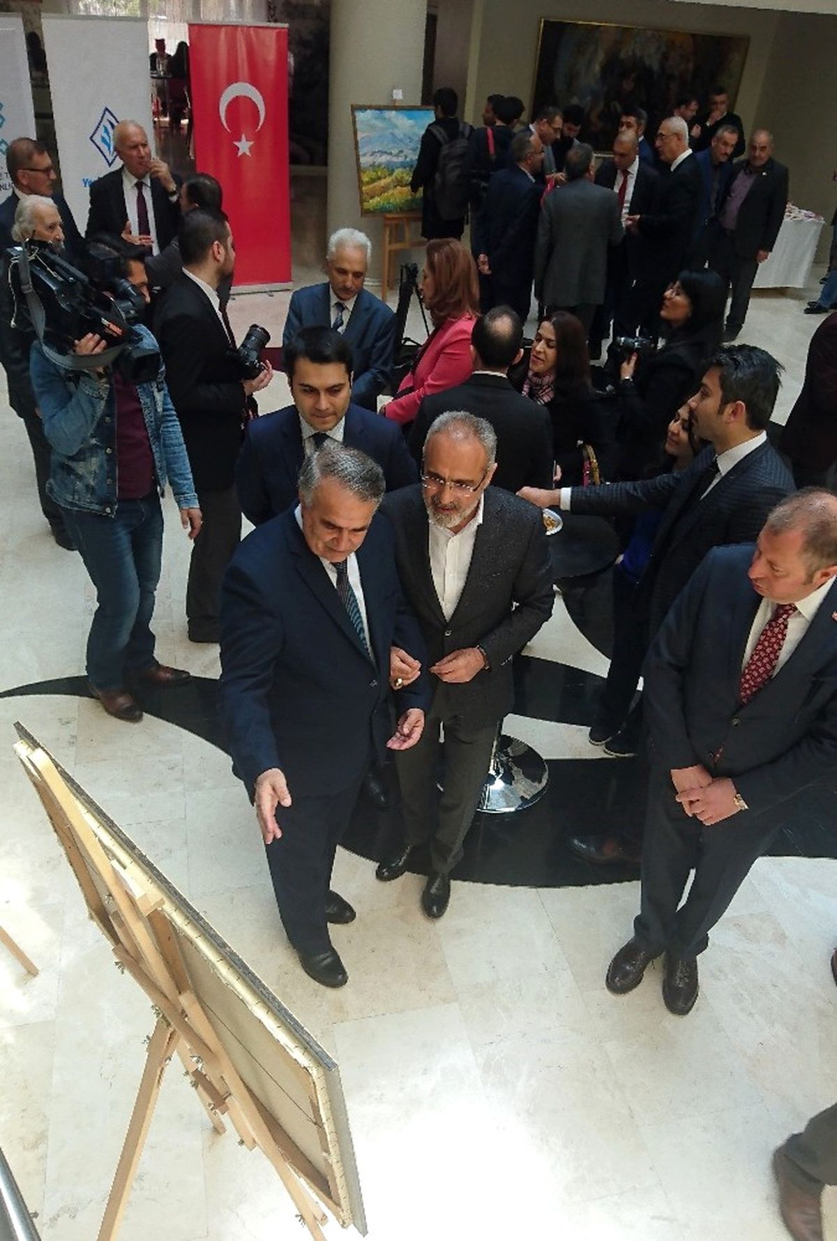 Reis Resulzade'nin Resim Sergisi Ankara'da Açıldı