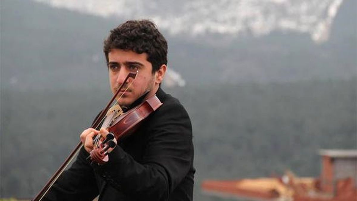 Siirtli Barış'ın Kara Yazgısı! Cesedi Ege'de Kemanına Sarılı Halde Bulundu