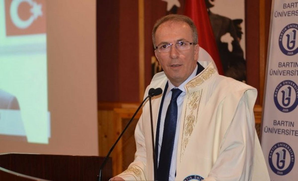 Bartın Üniversitesi Rektörü Uzun Mazbatasını Aldı