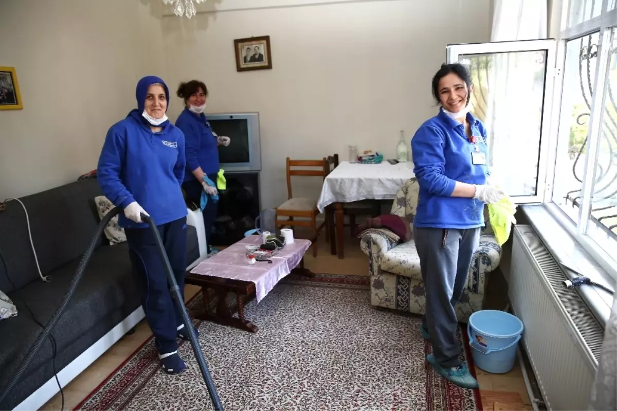 Kadıköy Belediyesinden Evlere Temizlik Hizmeti Haber