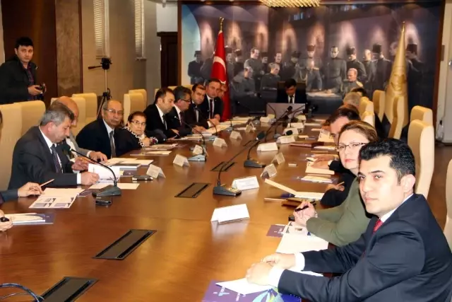 Samsun'da İşkur'a Kayıtlı İşsiz Sayısı 47 Bin 93 Samsun'da İşkur'a Kayıtlı İşsiz Sayısı 47 Bin 93