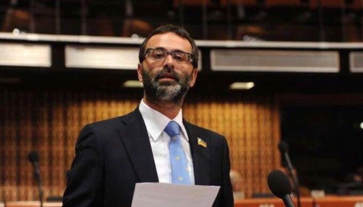 AKPM, Esad'la Görüşen Başkanı Göndermek İçin İşlem Başlattı