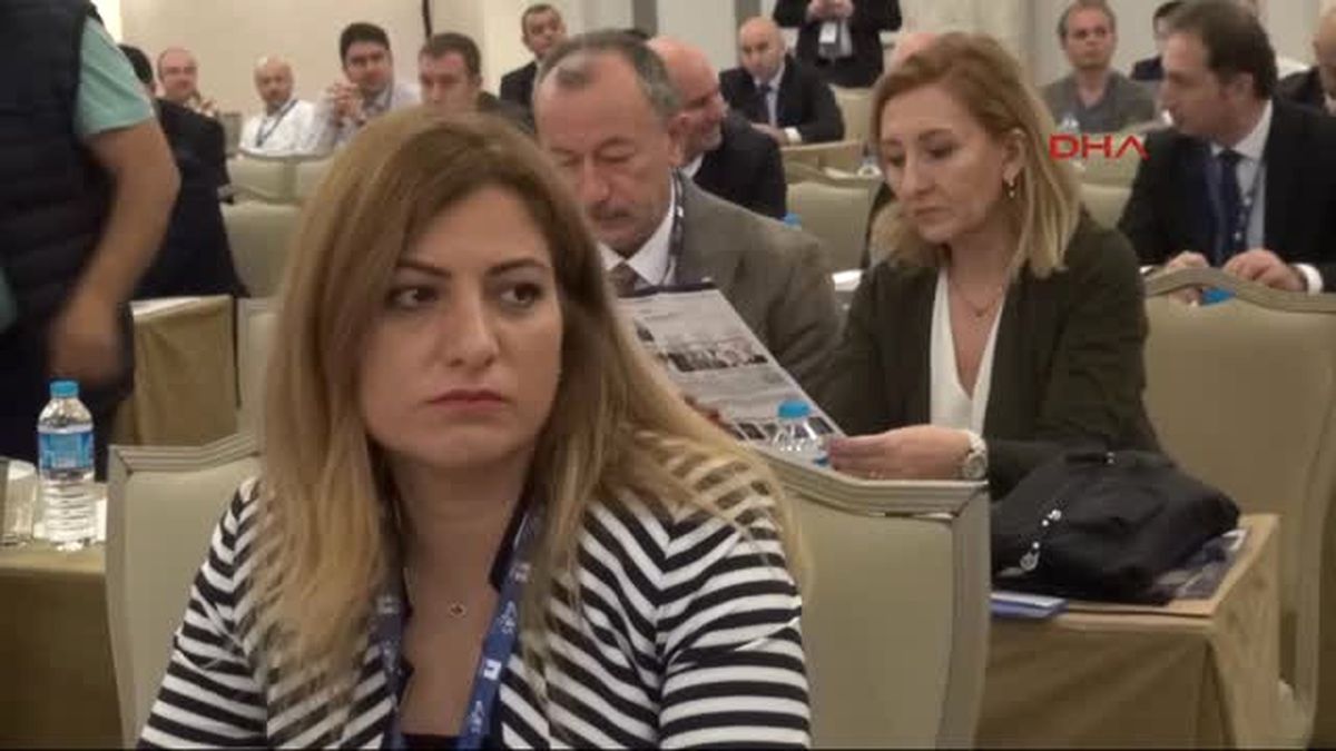Antalya Bakan Elvan: Geleceğin Güçlü Toplumları Dijitalleşmeyi Etkin Kullananlar Olacak