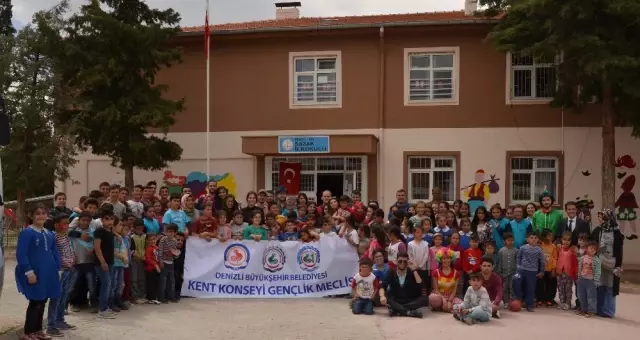 Denizli Gençlik Meclisi'nden 'Geleceğe Değer Projesi' Denizli Gençlik Meclisi'nden 'Geleceğe Değer Projesi'