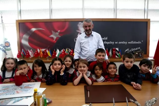 Gaziemir'in Şenliğinde 20. Yıl Gururu Yaşandı Gaziemir'in Şenliğinde 20. Yıl Gururu Yaşandı