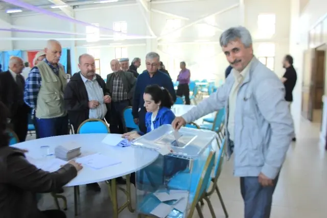 MHP Osmaneli İlçe Teşkilatı Olağan Kongresini Yaptı MHP Osmaneli İlçe Teşkilatı Olağan Kongresini Yaptı