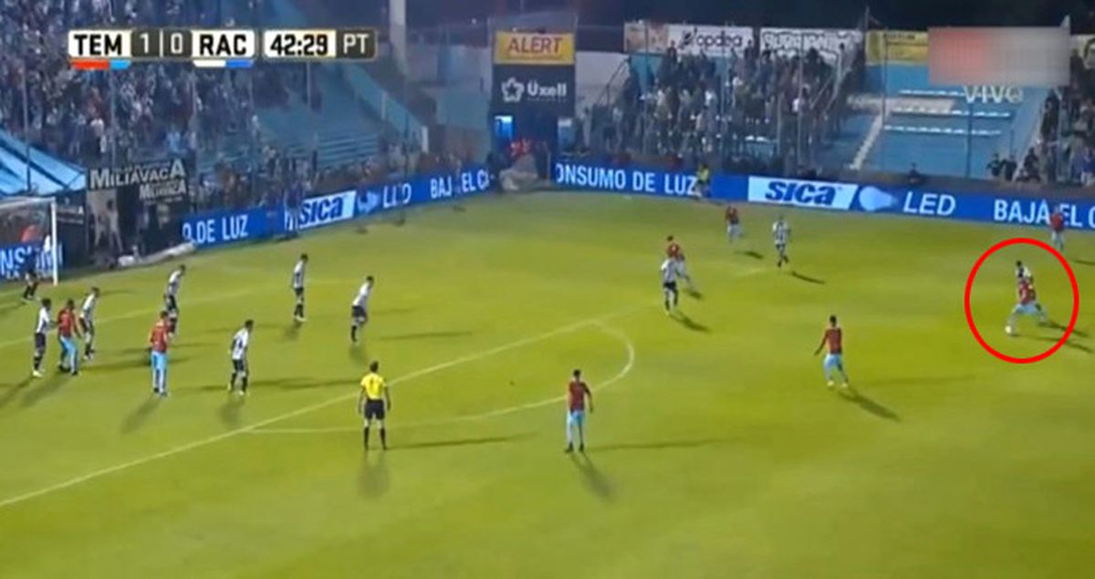 Arjantin Ligi'nde Di Lorenzo'nun 30 Metreden Attığı Gol Hafızalara Kazındı