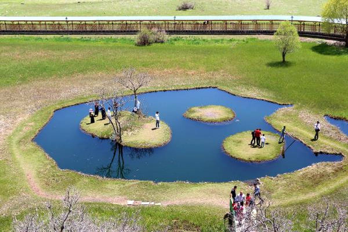 Bingöl'de Yüzen Adaya Yerli Turist İlgisi