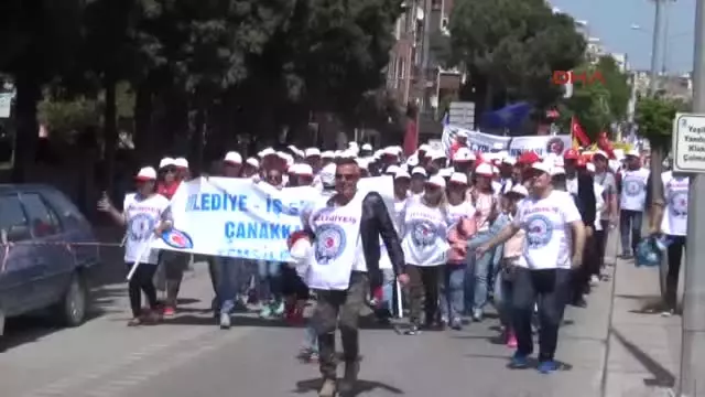 Çanakkale'de 1 Mayıs Kutlandı Çanakkale'de 1 Mayıs Kutlandı