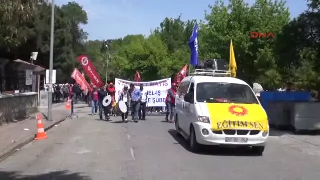 Çanakkale'de 1 Mayıs Kutlandı Çanakkale'de 1 Mayıs Kutlandı