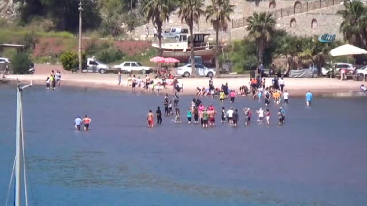 Efsane Kızkumu'na Turist Yağıyor