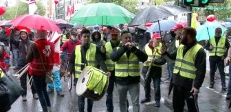 Köln'de İşçiler 1 Mayıs'ı Kutladı